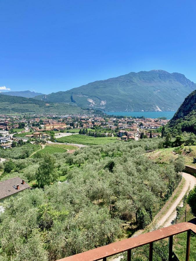 Ferienwohnung Sky&Pool Dom Riva del Garda Exterior foto